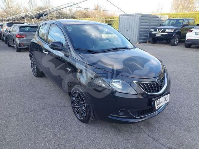 Lancia Ypsilon 2022