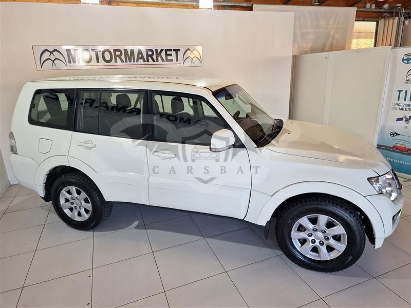 Mitsubishi Pajero 2016