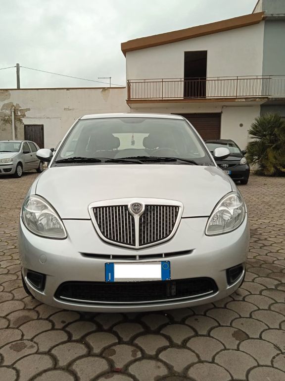 Lancia Ypsilon 2008