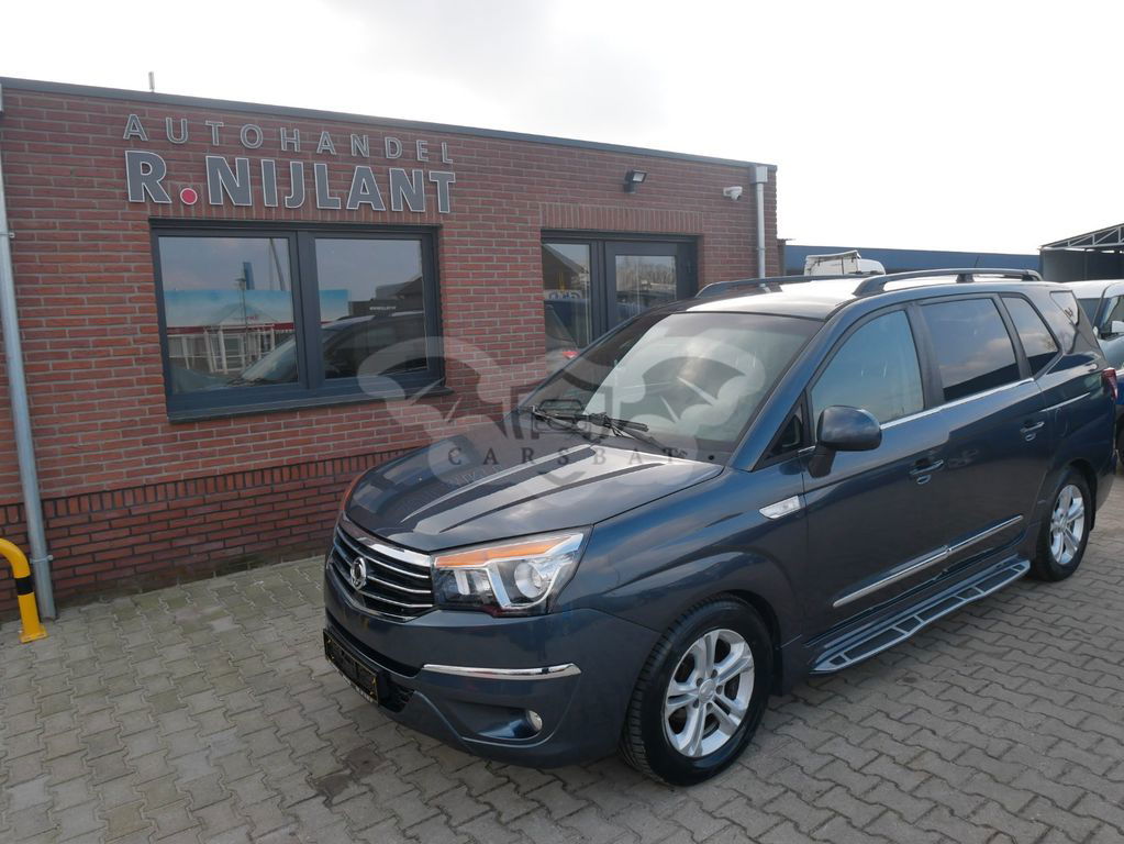 Ssangyong / KG Mobility Rodius 2017