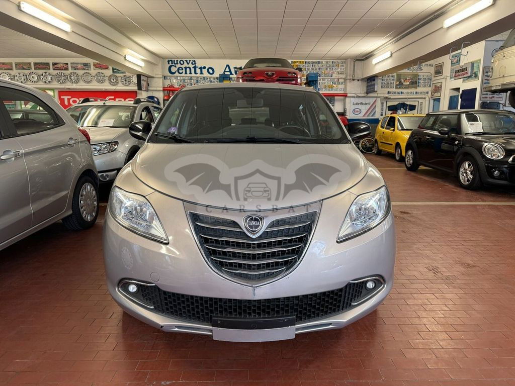 Lancia Ypsilon 2014