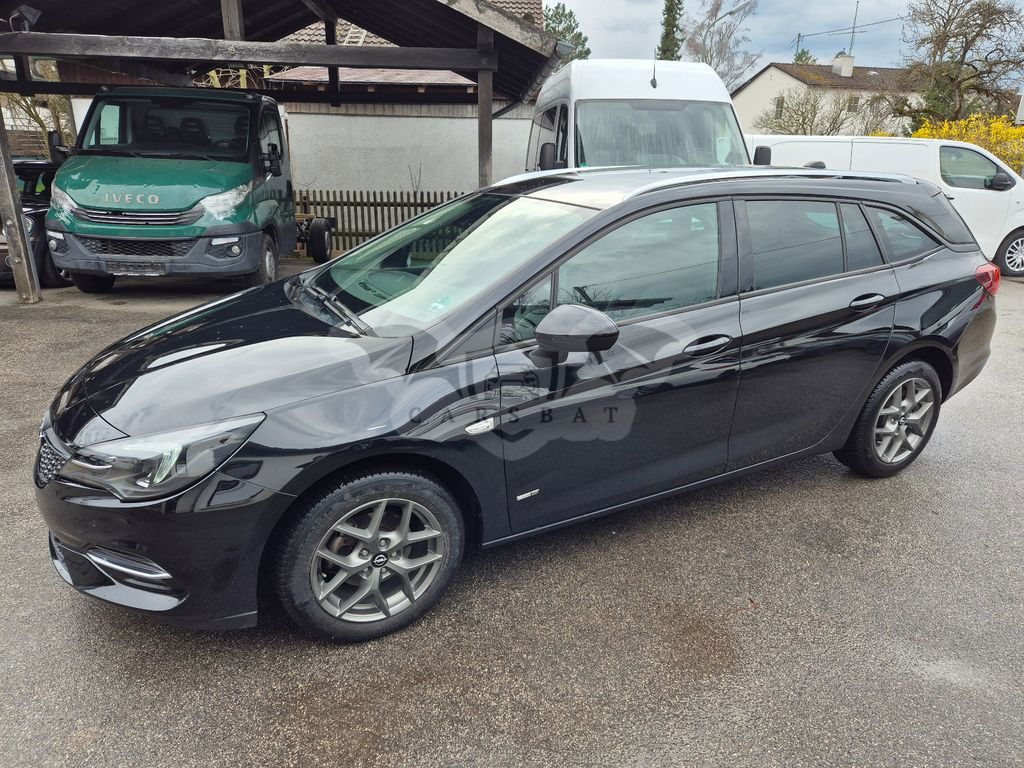 Opel Astra 2022