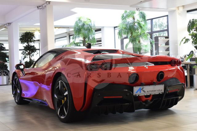 Ferrari SF90 2021