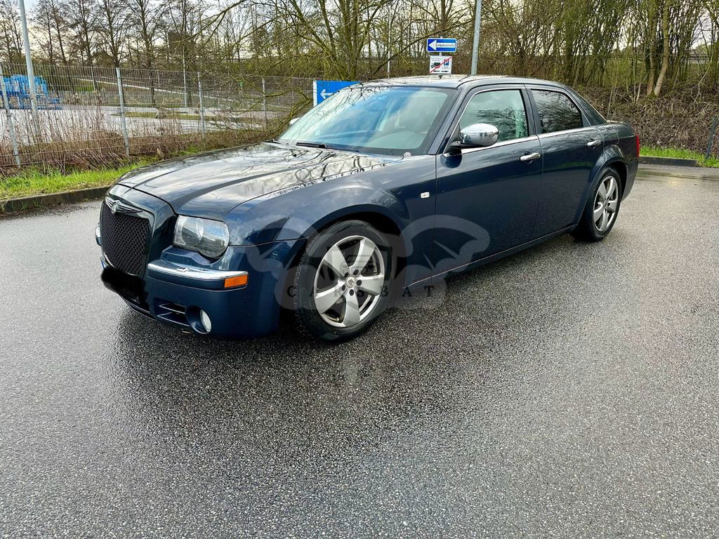 Chrysler 300C 2010