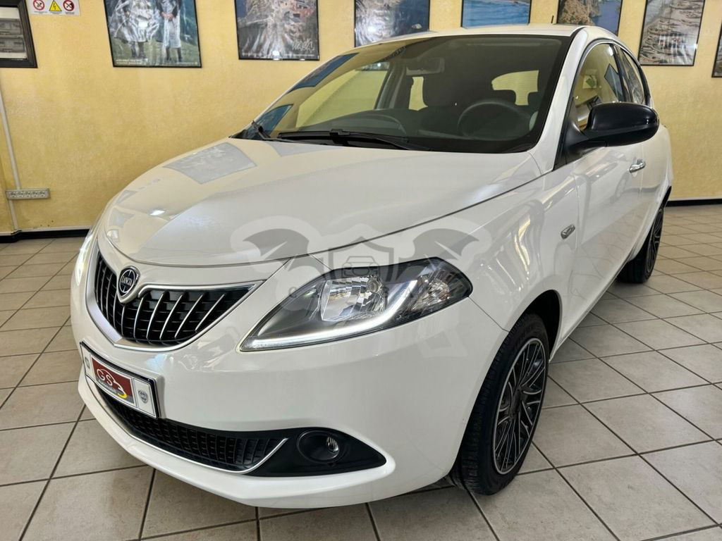 Lancia Ypsilon 2022