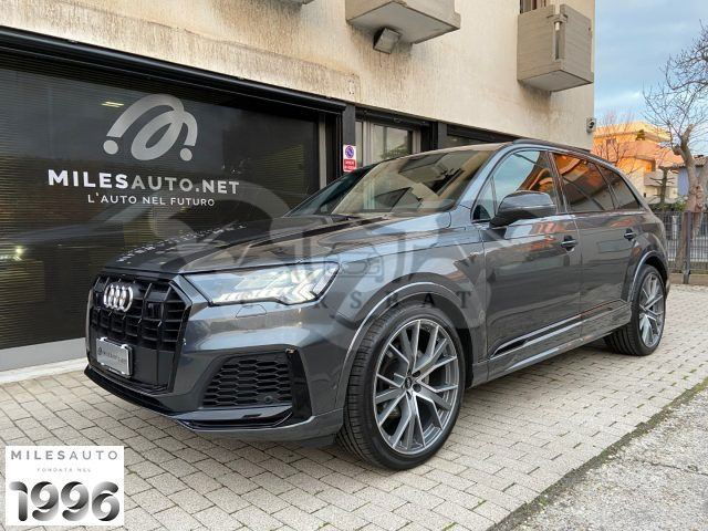 Audi Q7 2021
