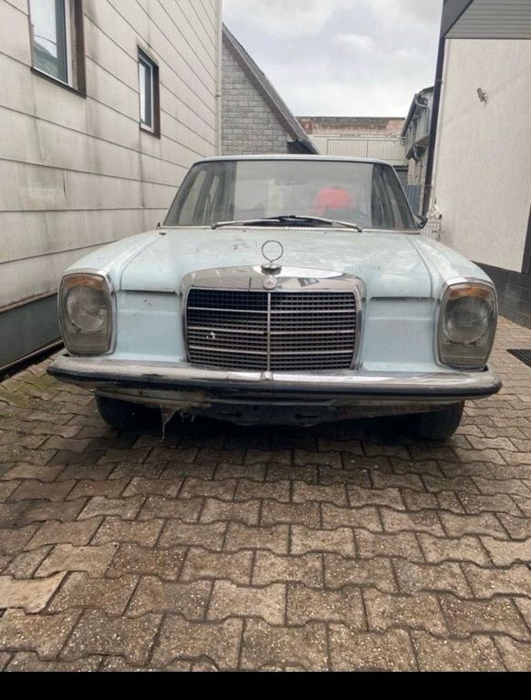 Mercedes-Benz E 200 1971