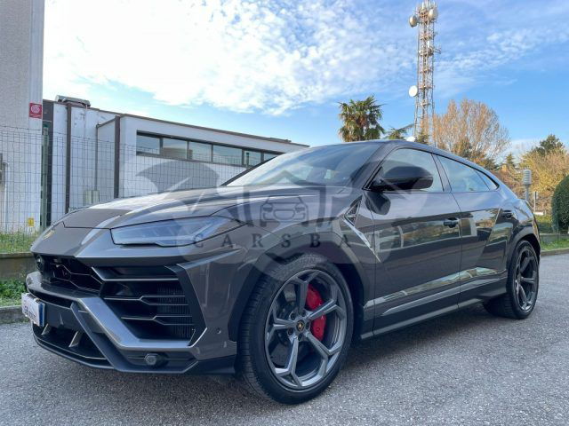 Lamborghini Urus 2021