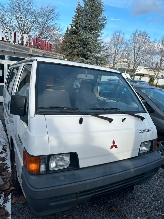 Mitsubishi L300 1991