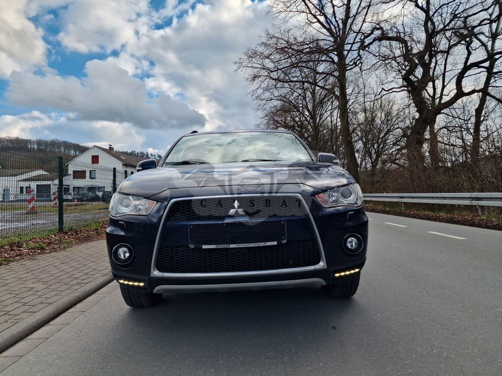 Mitsubishi Outlander 2011