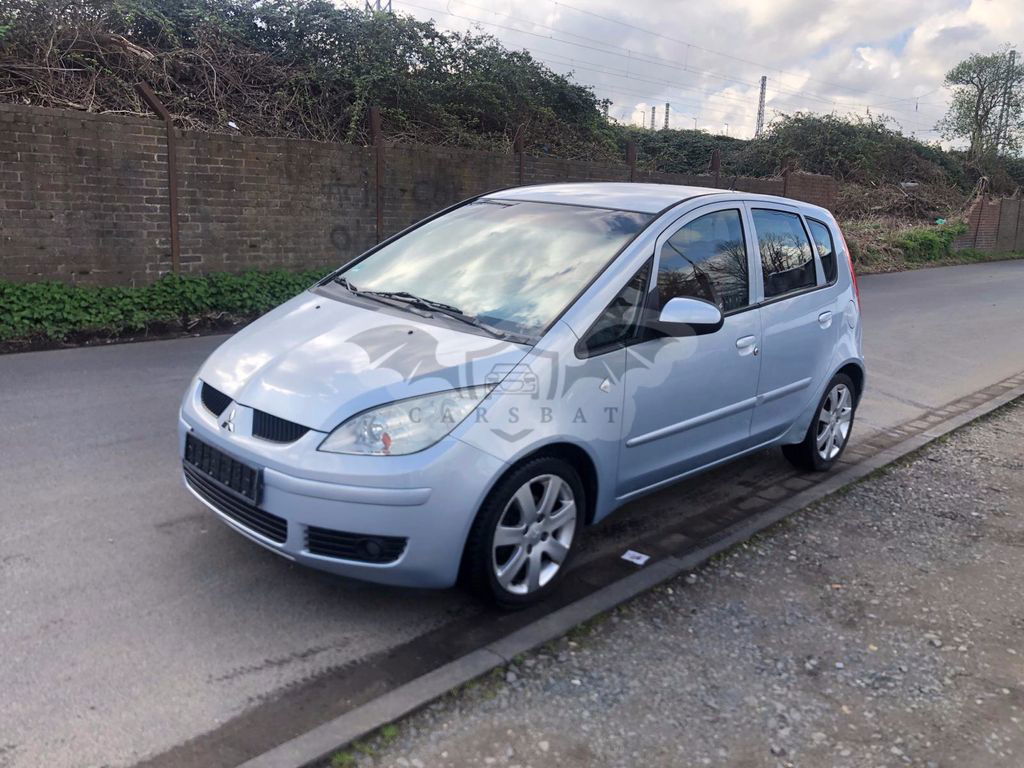 Mitsubishi Colt 2004