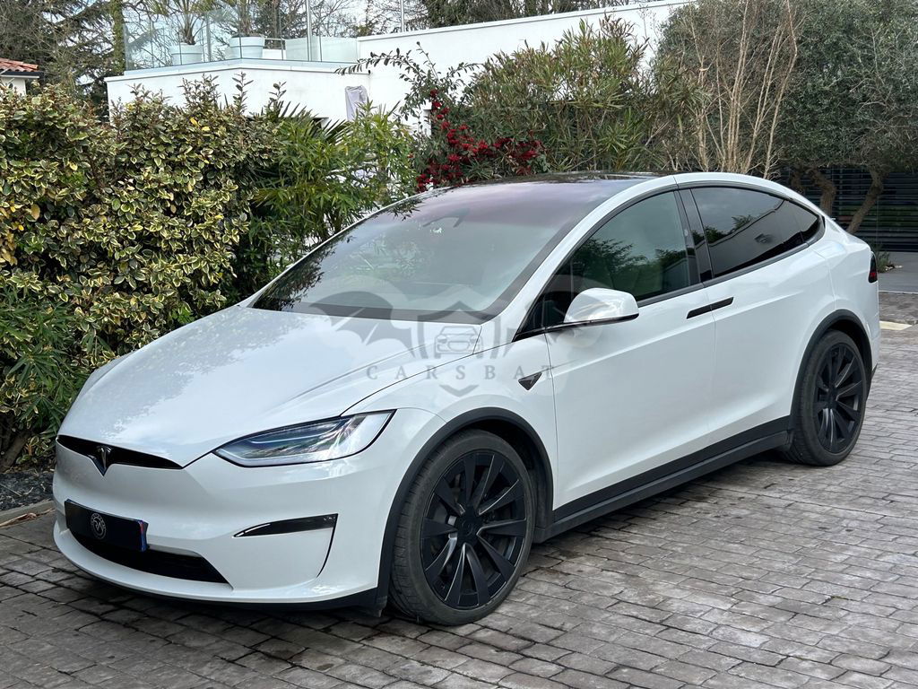 Tesla Model X 2023