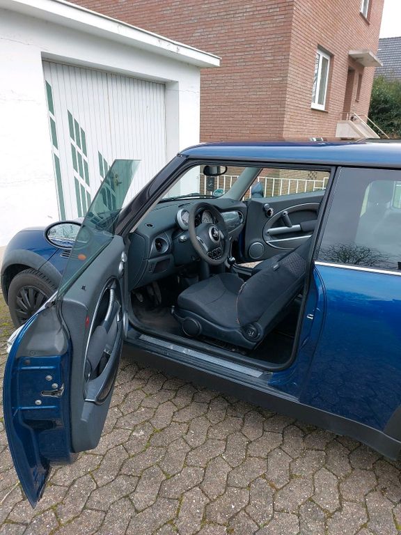 Mini One 2003