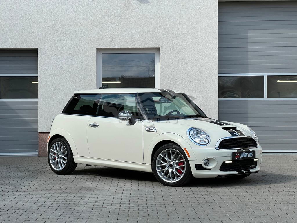 Mini John Cooper Works 2010