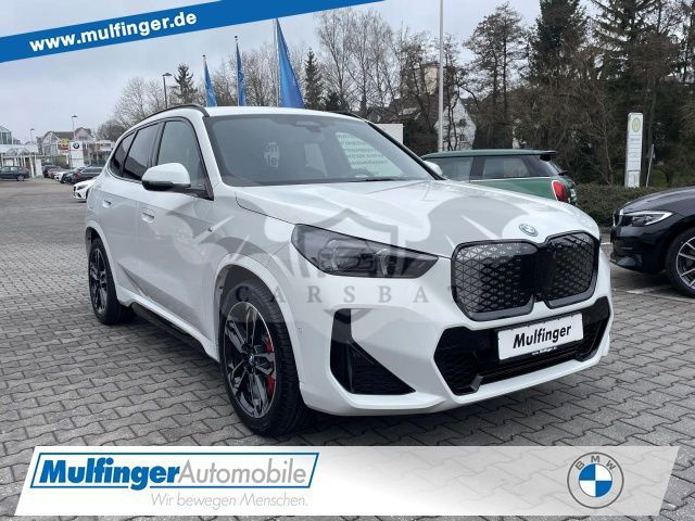 BMW iX1 2024