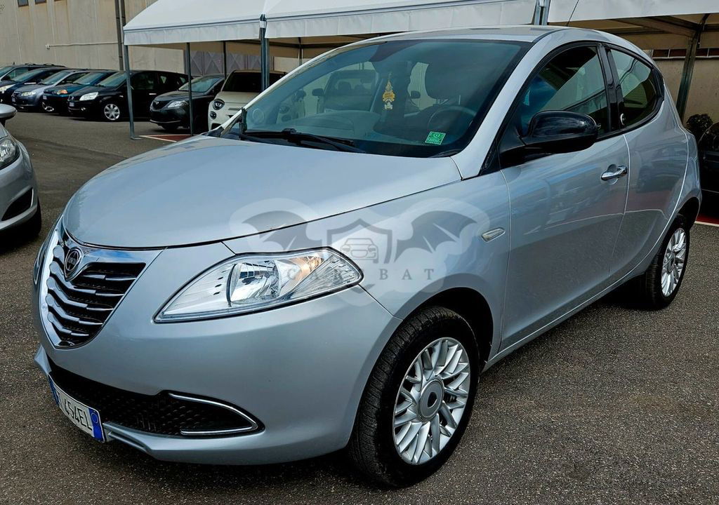 Lancia Ypsilon 2014