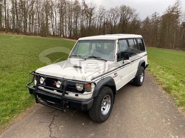 Mitsubishi Pajero 1990
