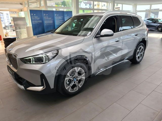 BMW iX1 2024