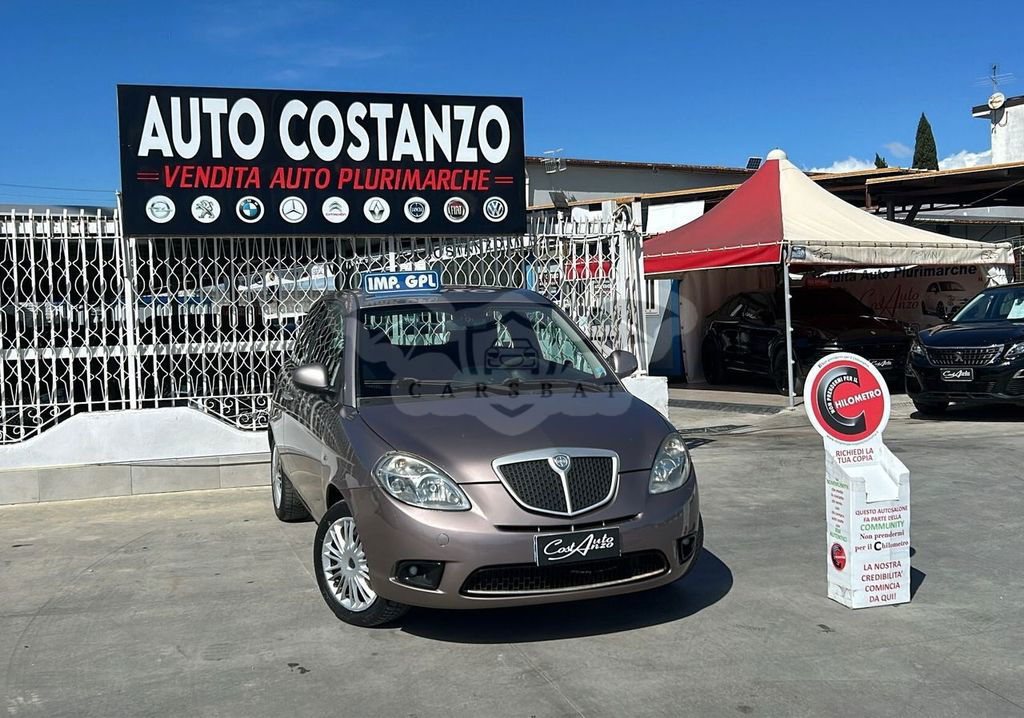 Lancia Ypsilon 2010
