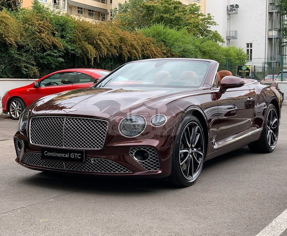 Bentley Continental 2020