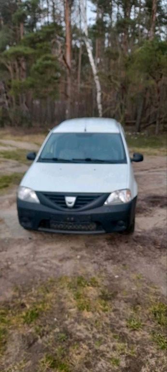 Dacia Logan 2011