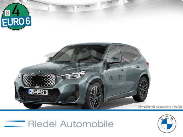 BMW iX1 2024