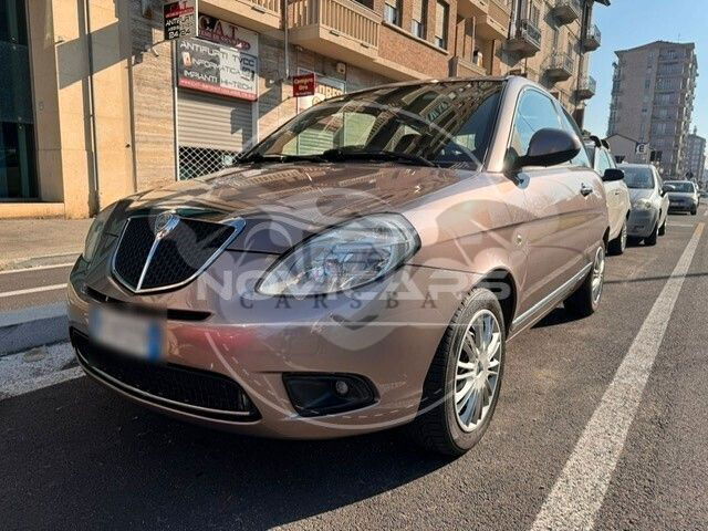 Lancia Ypsilon 2011