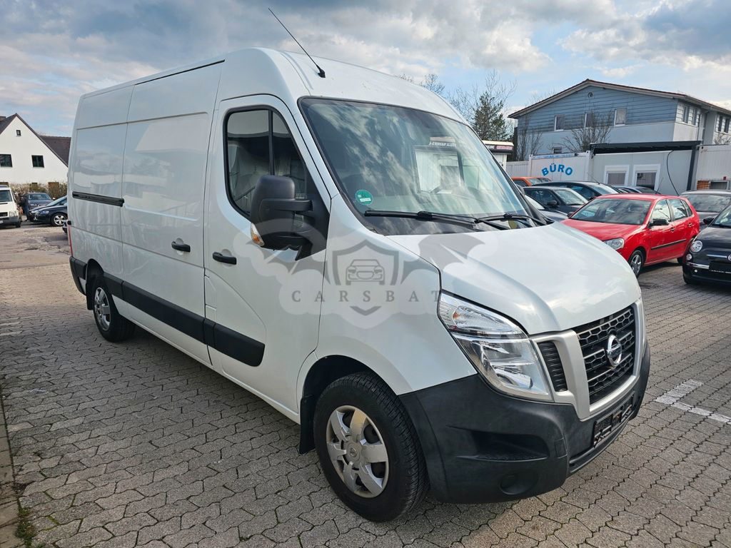 Nissan NV400 2016