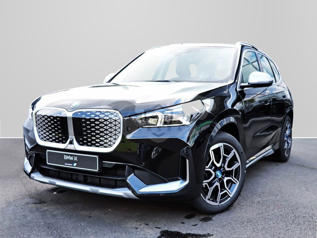 BMW iX1 2023