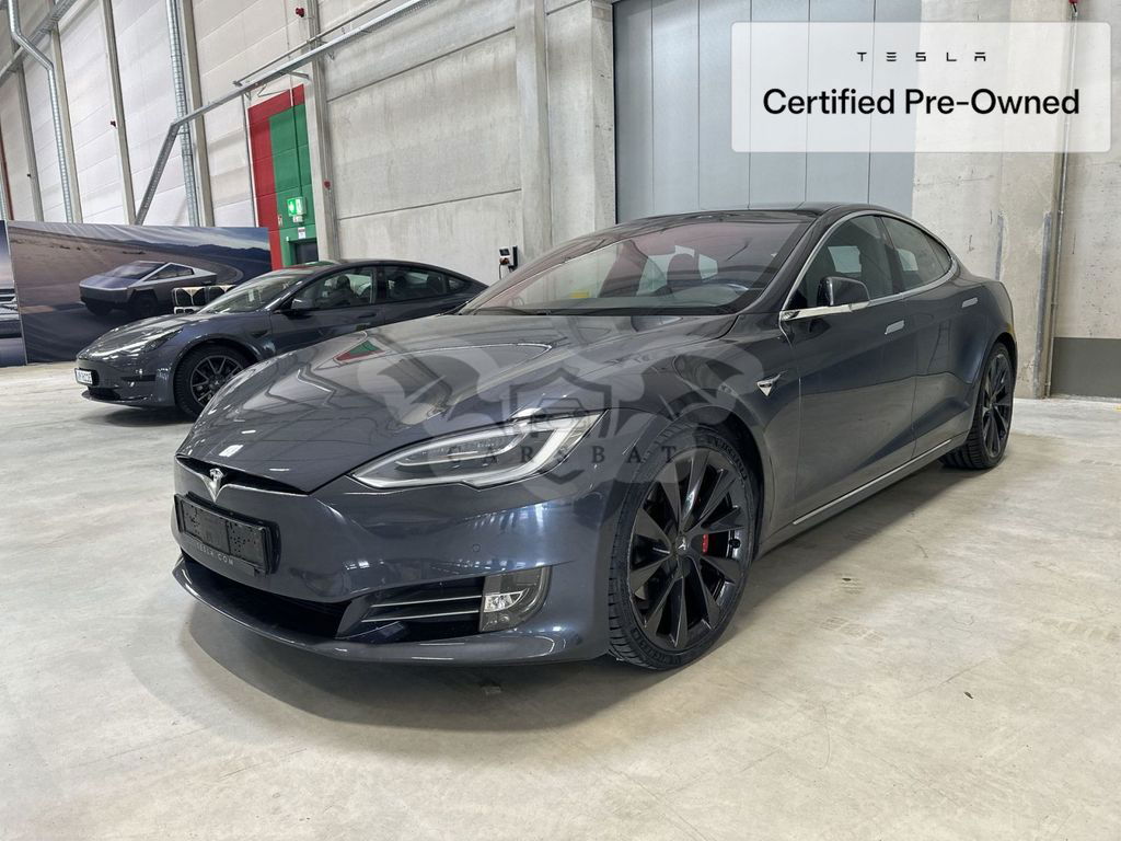 Tesla Model S 2020