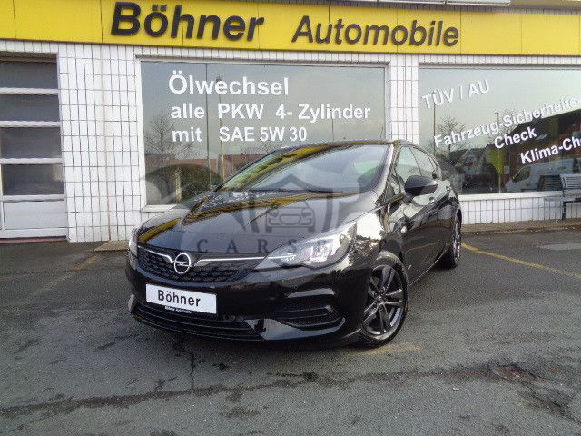 Opel Astra 2021