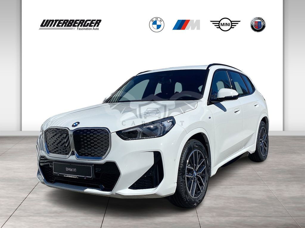 BMW iX1 2024
