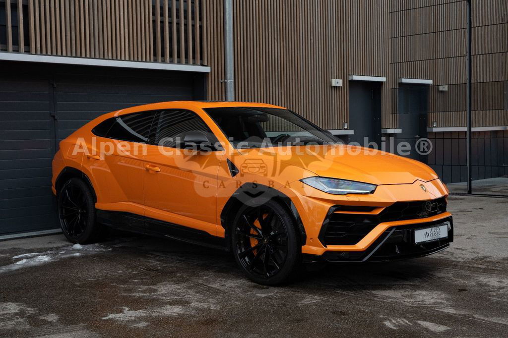 Lamborghini Urus 2021