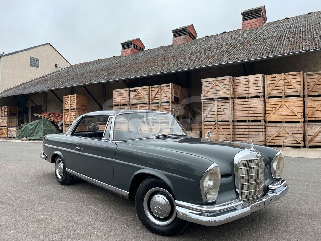 Mercedes-Benz C 220 1963