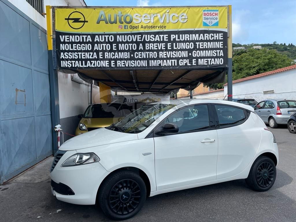 Lancia Ypsilon 2014