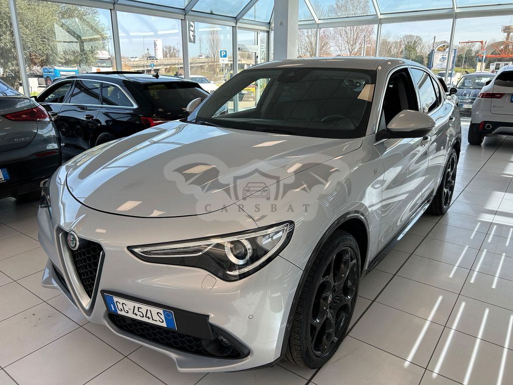Alfa Romeo Stelvio 2021