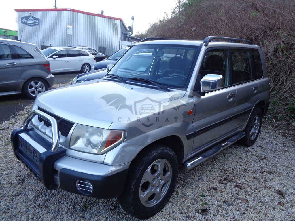 Mitsubishi Pajero 2000