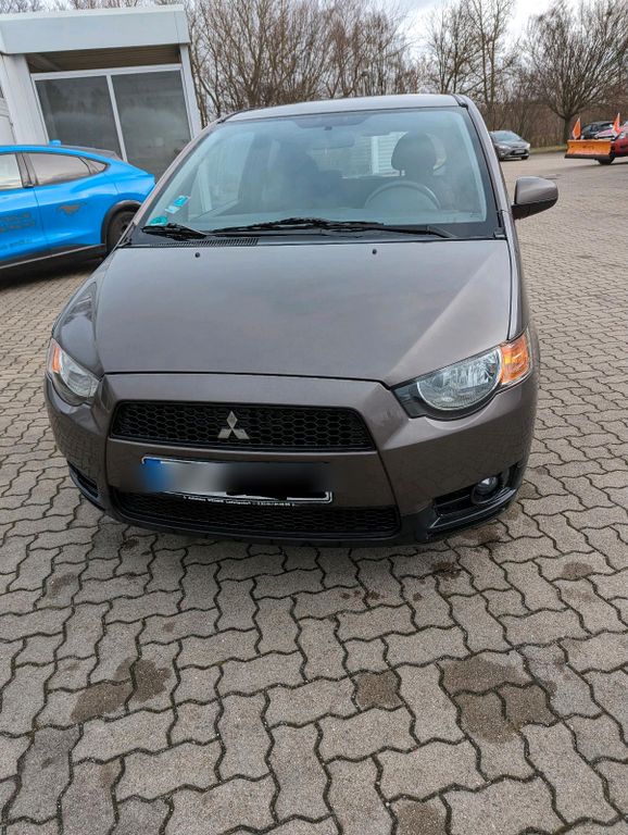 Mitsubishi Colt 2013