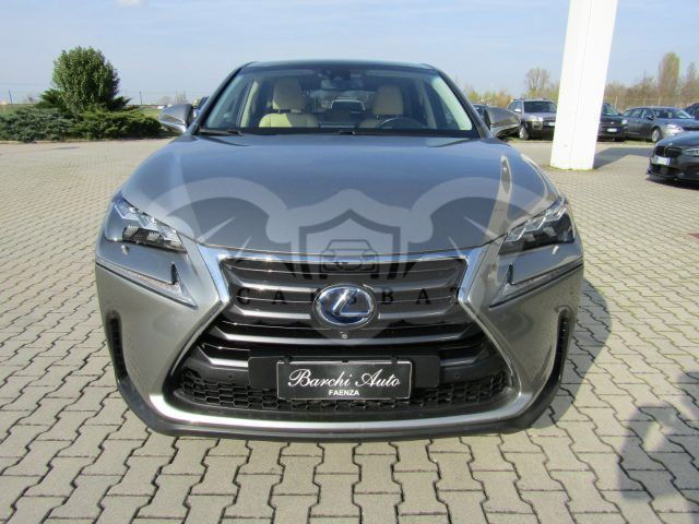 Lexus NX 2015