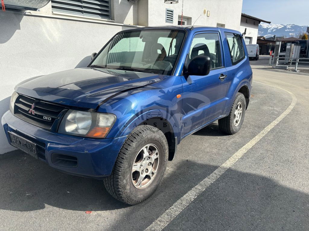Mitsubishi Pajero 2000
