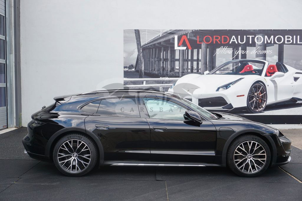 Porsche Taycan 2023