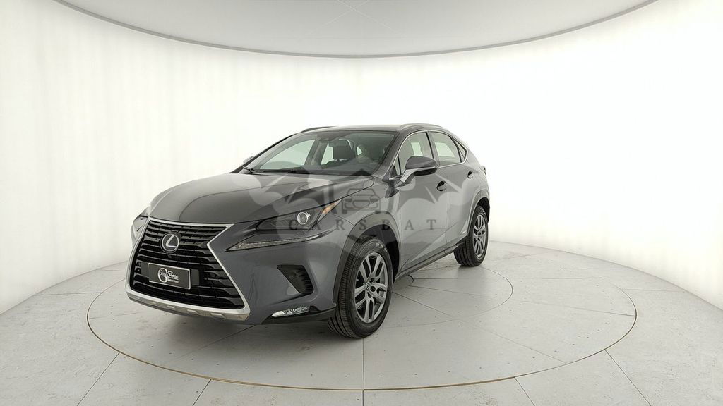 Lexus NX 2020