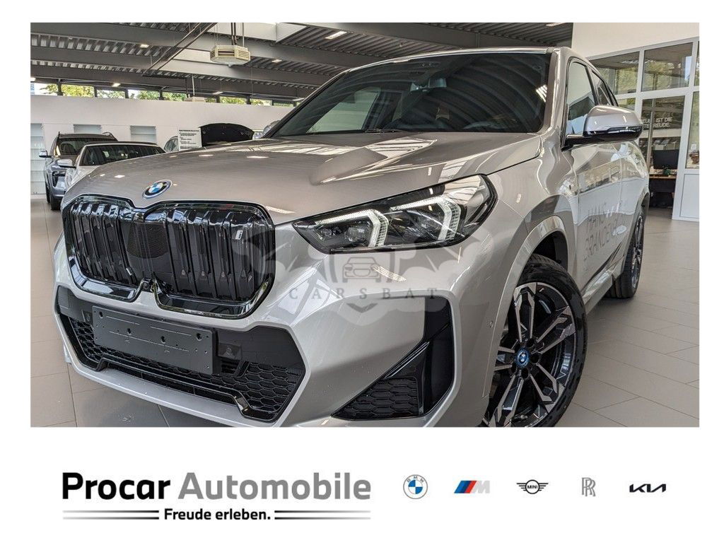 BMW iX1 2023