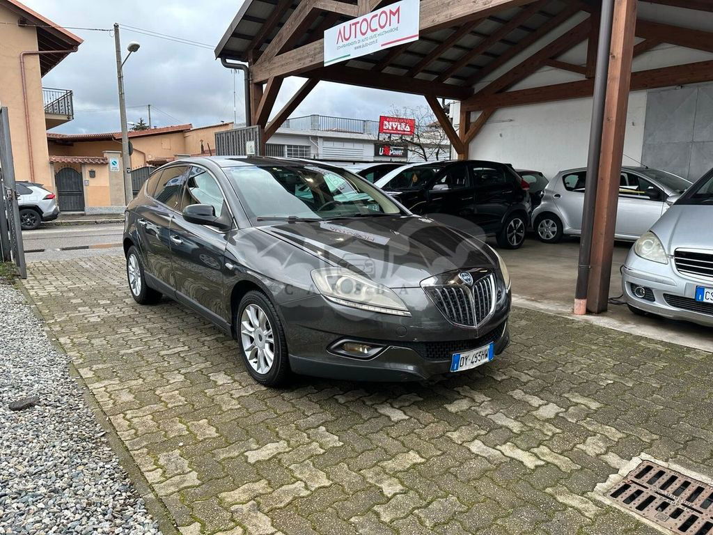 Lancia Delta 2009