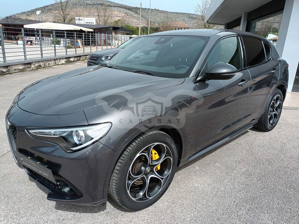 Alfa Romeo Stelvio 2021