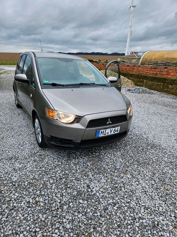 Mitsubishi Colt 2010