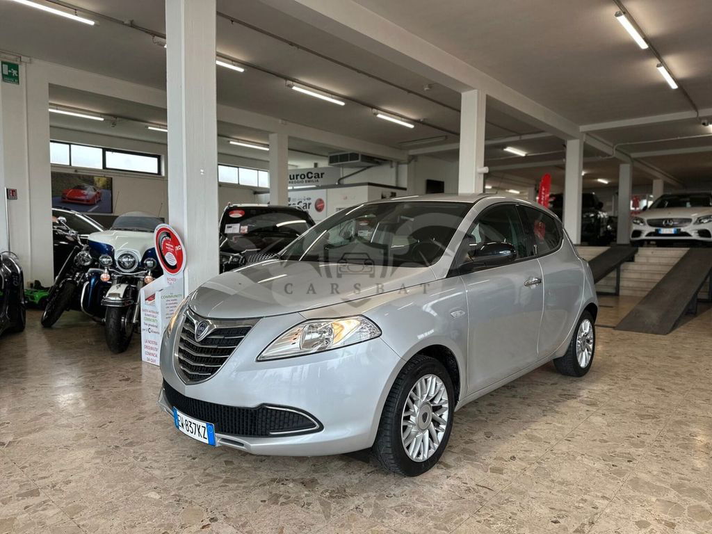 Lancia Ypsilon 2014