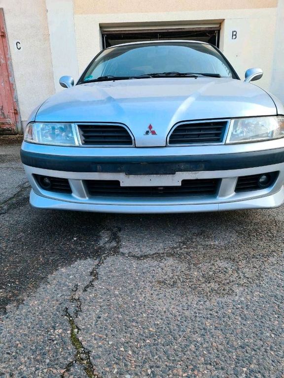 Mitsubishi Carisma 2000