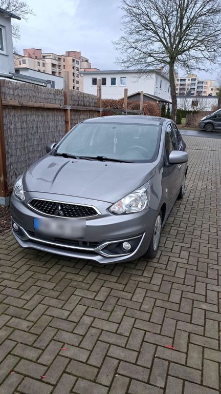 Mitsubishi Space Star 2016