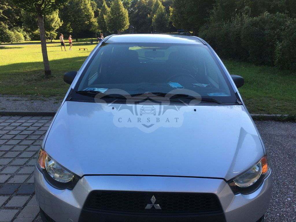 Mitsubishi Colt 2010